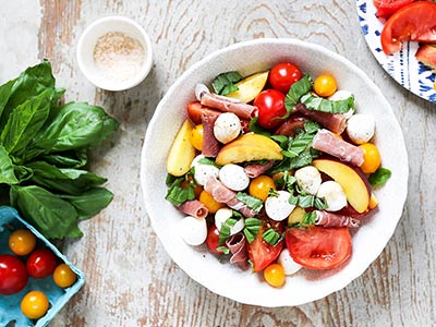 Fresh Summer Caprese Salad with Peaches